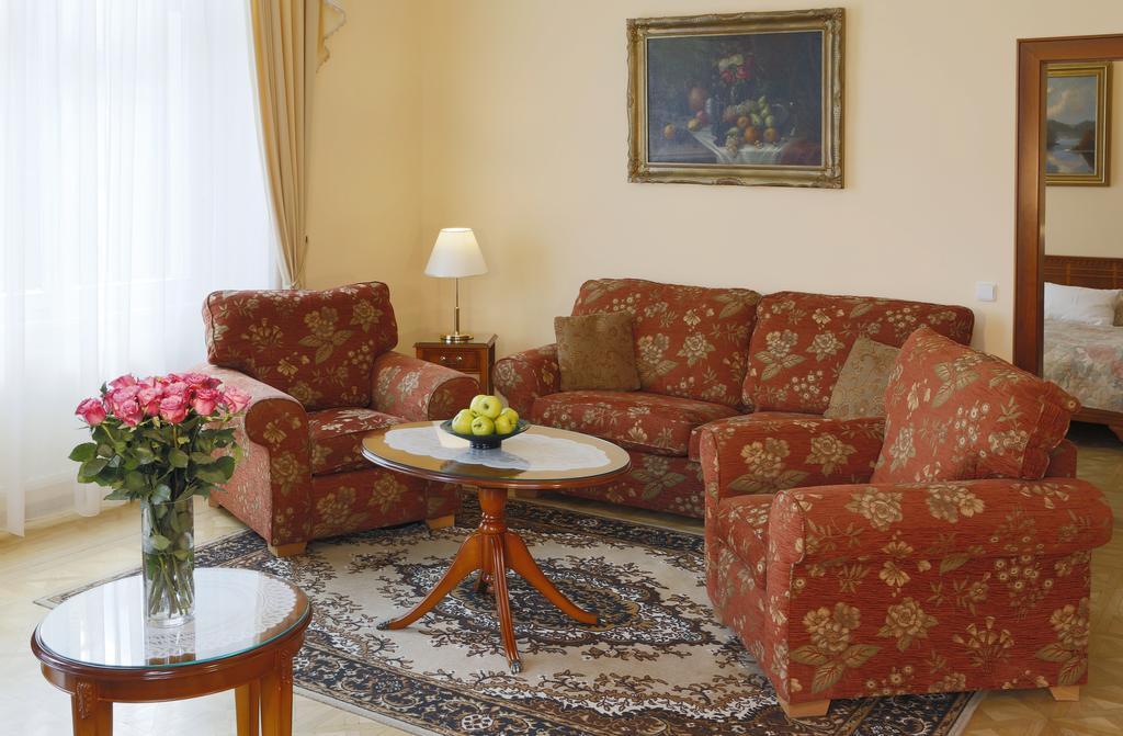 Bristol Kralovska Vila Karlovy Vary Room photo